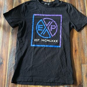 EXPRESS T-Shirt